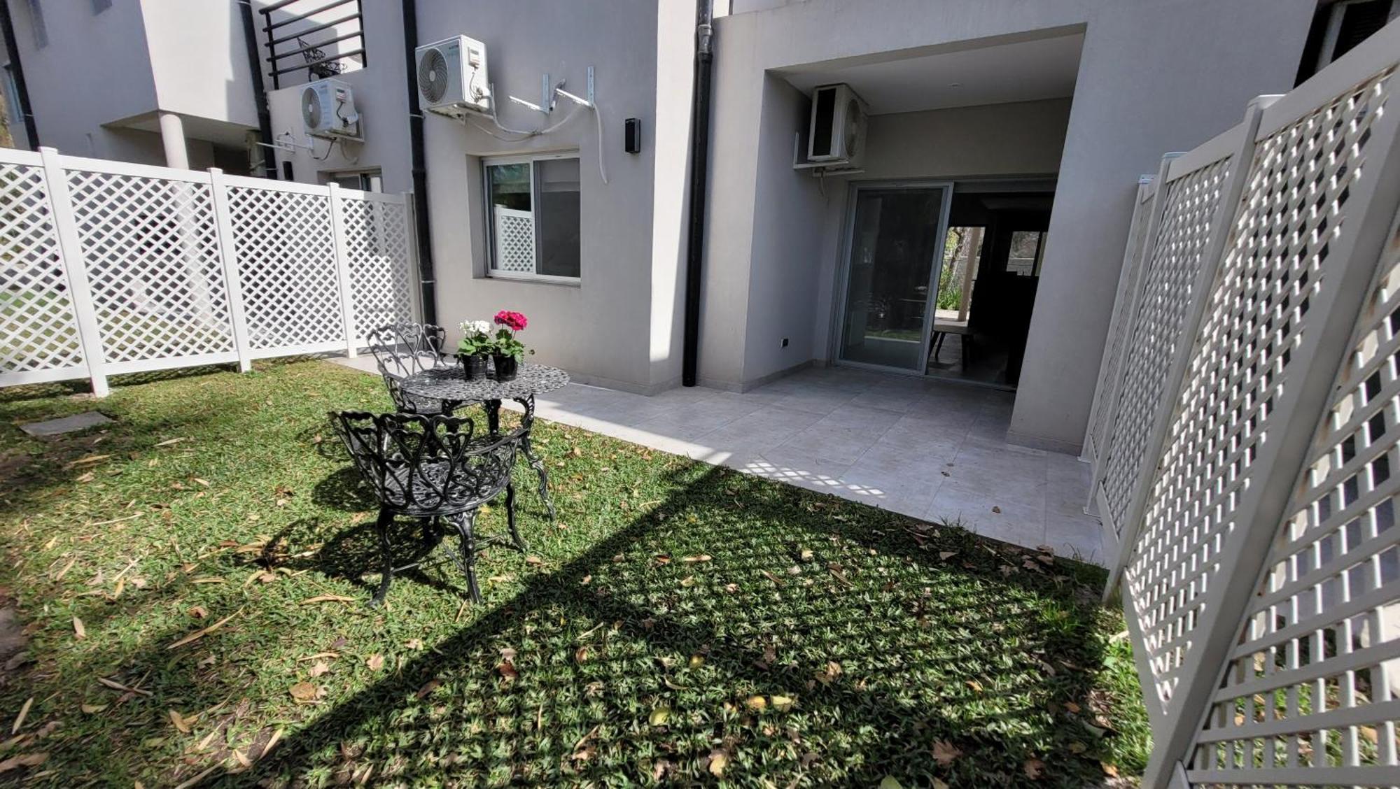 Pilar Norte. Departamentos Apartment *